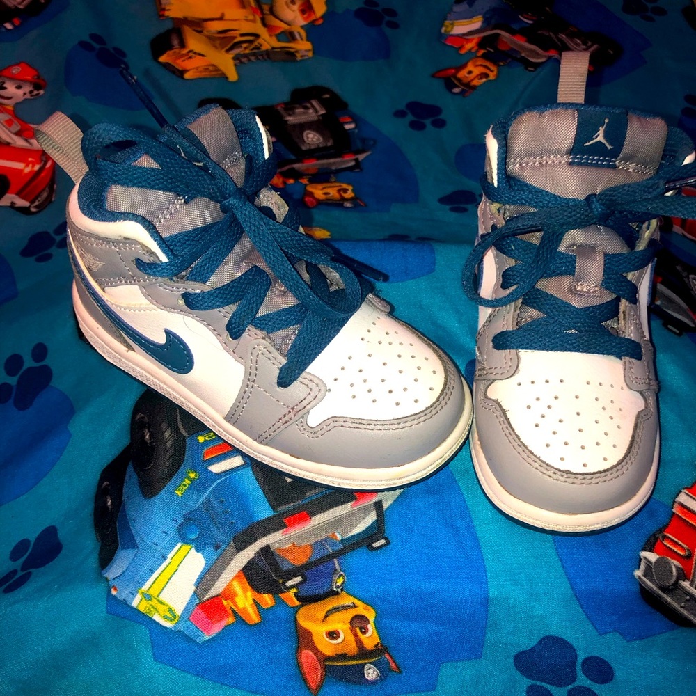Jordan Sneakers